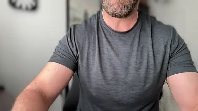 Snapshot of Mr_Beef chatting on 12, 6, 2026 Mr Beef online show from 12, 6, 2026