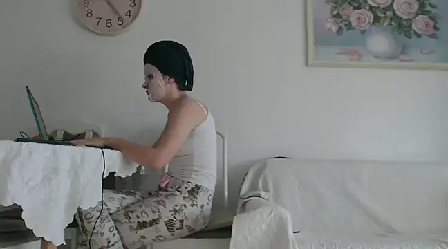 Snapshot of _JustmeHere_ chatting on 28, 1, 2025 JustmeHere online show from 28, 1, 2025