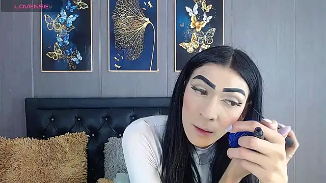 Snapshot of Evelynn_sex_ chatting on 6, 12, 2024 Evelynn sex online show from 6, 12, 2024