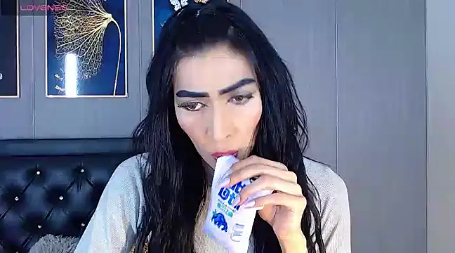 Snapshot of Evelynn_sex_ chatting on 9, 12, 2024 Evelynn sex online show from 9, 12, 2024