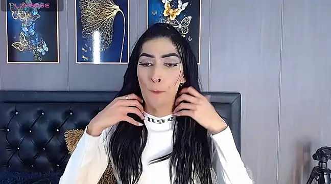 Snapshot of Evelynn_sex_ chatting on 10, 12, 2024 Evelynn sex online show from 10, 12, 2024
