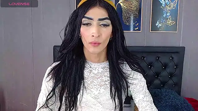 Snapshot of Evelynn_sex_ chatting on 24, 12, 2024 Evelynn sex online show from 24, 12, 2024