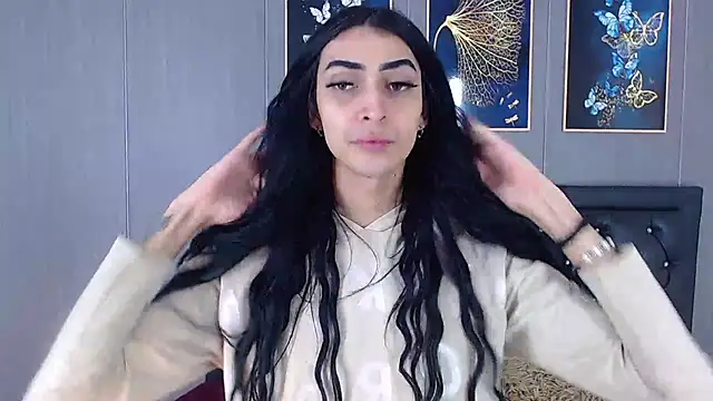 Snapshot of Evelynn_sex_ chatting on 5, 1, 2025 Evelynn sex online show from 5, 1, 2025