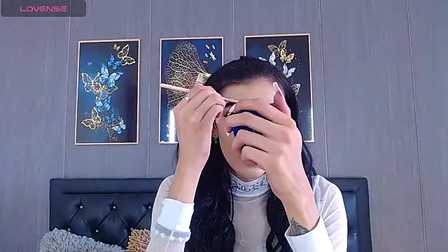 Snapshot of Evelynn_sex_ chatting on 12, 1, 2025 Evelynn sex online show from 12, 1, 2025