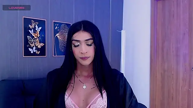 Snapshot of Evelynn_sex_ chatting on 8, 10, 2025 Evelynn sex online show from 8, 10, 2025