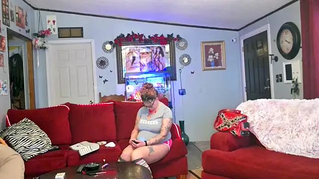 Lisalovely6981 online show from 2, 2, 2026