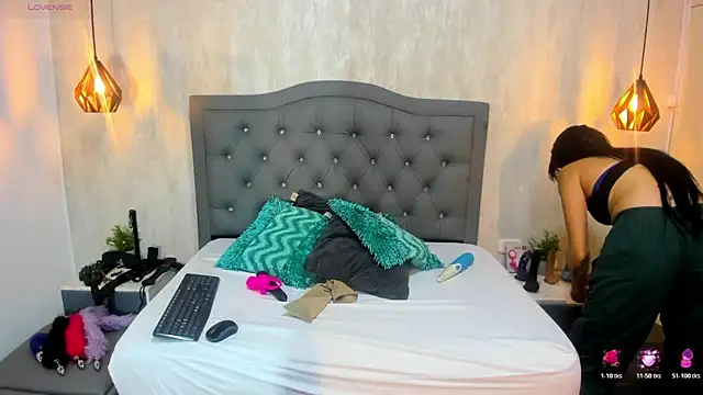 ana parker online show from 16, 4, 2026