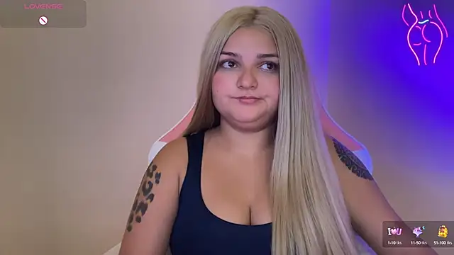 SweetPaige  online show from 23, 2, 2025