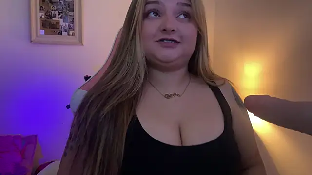 SweetPaige  online show from 28, 3, 2026