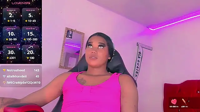 Snapshot of naomy__xx chatting on 10, 2, 2025 naomy xx online show from 10, 2, 2025