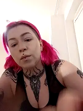 Snapshot of divine_eve chatting on 21, 2, 2025 divine eve online show from 21, 2, 2025