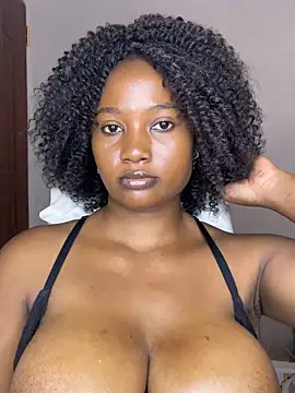 Snapshot of chocogirl01 chatting on 7, 2, 2025 chocogirl01 online show from 7, 2, 2025