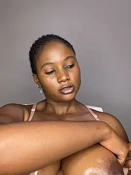 Snapshot of chocogirl01 chatting on 22, 2, 2025 chocogirl01 online show from 22, 2, 2025