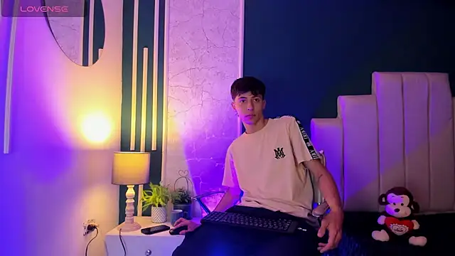 AlessandroDybala online show from 14, 2, 2025