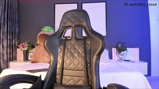 Leyli Doll online show from 2, 10, 2025