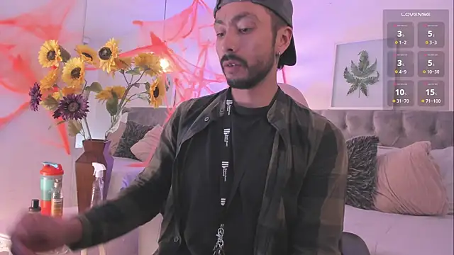 Snapshot of Tom_cooper_ chatting on 11, 10, 2025 Tom cooper online show from 11, 10, 2025