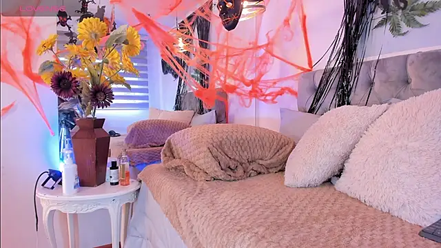 Snapshot of Tom_cooper_ chatting on 19, 10, 2025 Tom cooper online show from 19, 10, 2025