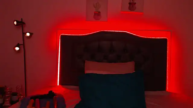 candy lux  online show from 3, 3, 2026