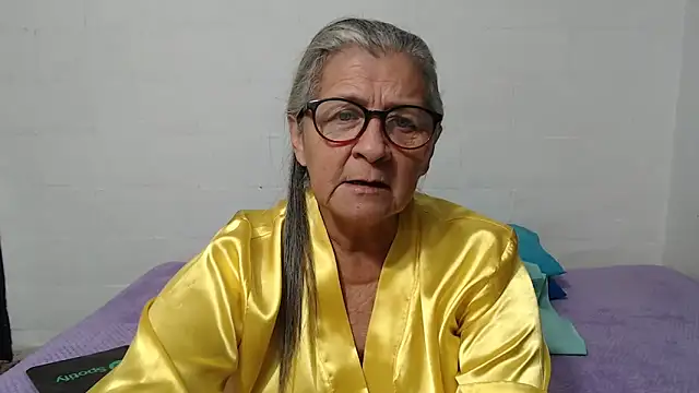 candy mature  online show from 21, 9, 2025