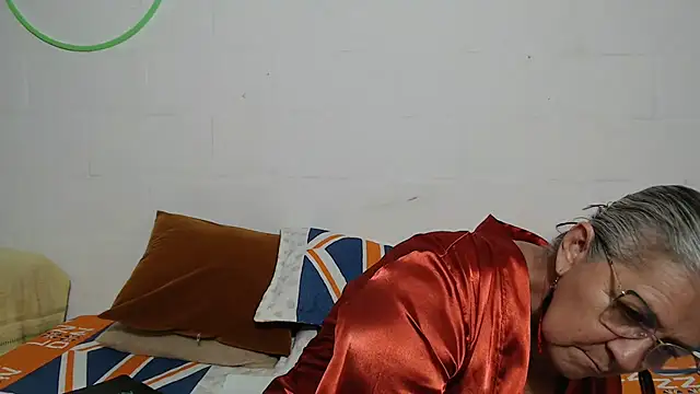 Snapshot of candy_mature_ chatting on 25, 2, 2026 candy mature online show from 25, 2, 2026