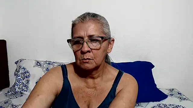 Snapshot of candy_mature_ chatting on 15, 6, 2026 candy mature online show from 15, 6, 2026