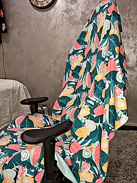 AvaLloyd online show from 13, 2, 2026