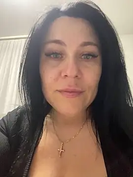 CuteNata online show from 2, 3, 2025