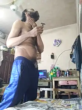 Snapshot of BadBoySmoker7070 chatting on 14, 5, 2026 BadBoySmoker7070 online show from 14, 5, 2026
