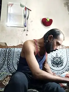 Snapshot of BadBoySmoker7070 chatting on 19, 5, 2026 BadBoySmoker7070 online show from 19, 5, 2026