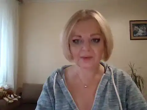 Snapshot of SofiyaPetrova chatting on 5, 12, 2024 SofiyaPetrova online show from 5, 12, 2024