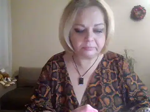 Snapshot of SofiyaPetrova chatting on 8, 2, 2025 SofiyaPetrova online show from 8, 2, 2025