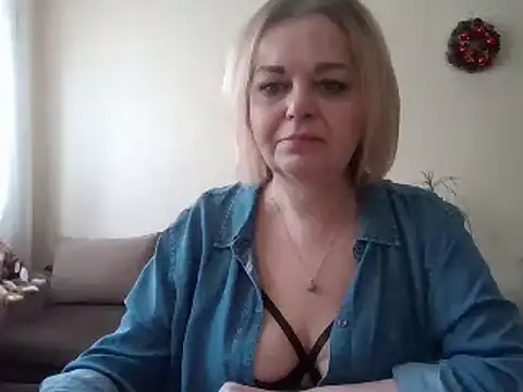Snapshot of SofiyaPetrova chatting on 23, 2, 2025 SofiyaPetrova online show from 23, 2, 2025