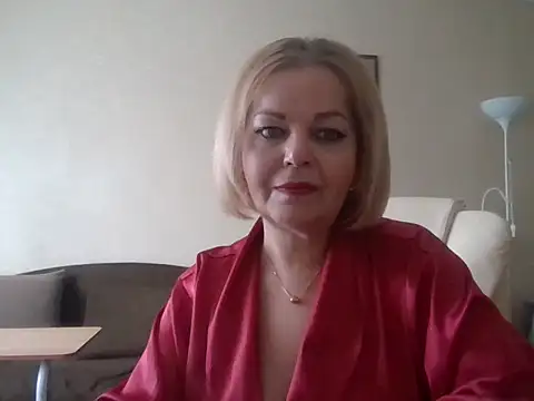 Snapshot of SofiyaPetrova chatting on 3, 10, 2025 SofiyaPetrova online show from 3, 10, 2025