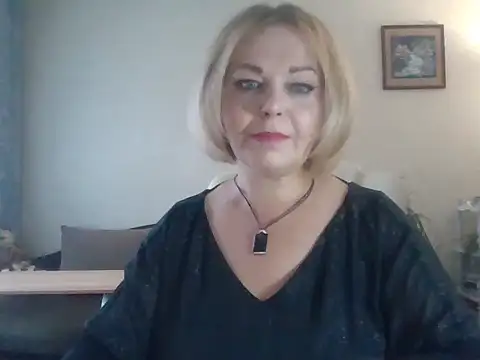 Snapshot of SofiyaPetrova chatting on 4, 10, 2025 SofiyaPetrova online show from 4, 10, 2025