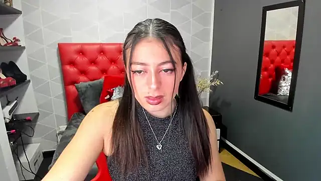 Snapshot of MiaWils_ chatting on 13, 2, 2025 MiaWils online show from 13, 2, 2025
