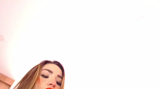 Snapshot of dollface17 chatting on 22, 2, 2025 dollface17 online show from 22, 2, 2025