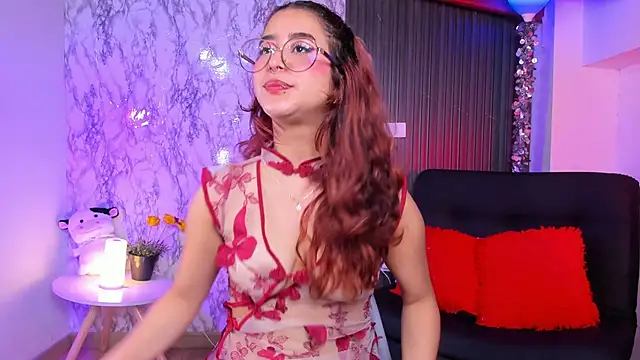Snapshot of chloe_blue chatting on 22, 2, 2025 chloe blue online show from 22, 2, 2025