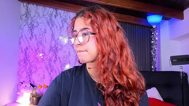 Snapshot of chloe_blue chatting on 3, 3, 2025 chloe blue online show from 3, 3, 2025