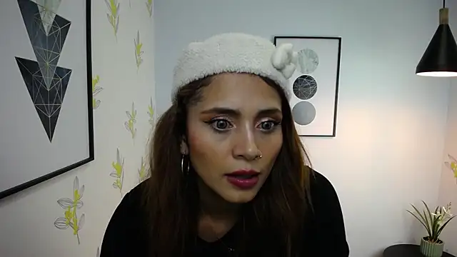 Snapshot of elibaker_ chatting on 5, 12, 2024 elibaker online show from 5, 12, 2024