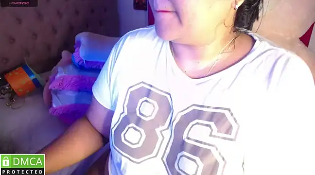 KittyHot20 online show from 1, 3, 2025