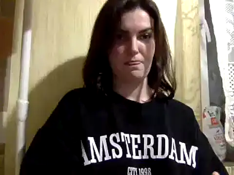 Karolina llove online show from 2, 12, 2024