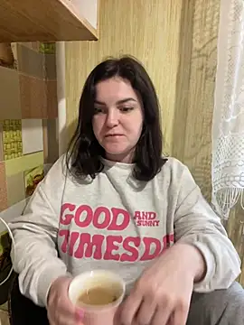 Karolina llove online show from 1, 3, 2025