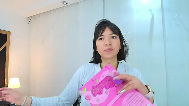 lina bedoya  online show from 26, 9, 2025