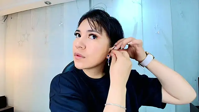 lina bedoya  online show from 26, 2, 2026