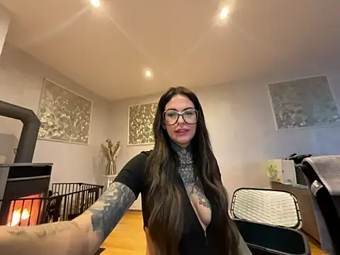 AileenInkOfficial online show from 28, 2, 2025