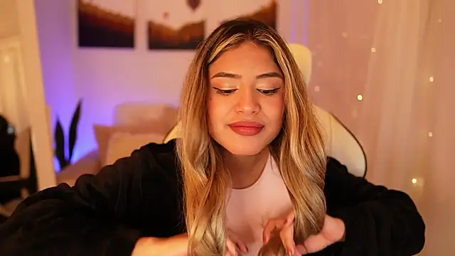 SaraParisi online show from 28, 12, 2024