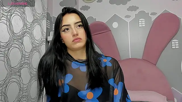 Snapshot of Lesly_sexy4u chatting on 15, 2, 2025 Lesly sexy4u online show from 15, 2, 2025