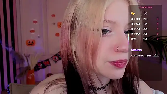 arielabradberry online show from 31, 10, 2025