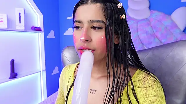 miss romyna online show from 7, 3, 2025