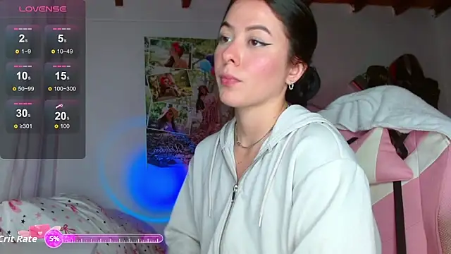 Snapshot of sexy_valentina1 chatting on 2, 10, 2025 sexy valentina1 online show from 2, 10, 2025